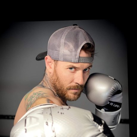 トゥワークオンリーファン 美しいxxx 写真