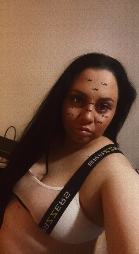 Toni ohennessy セクシーモデル 写真