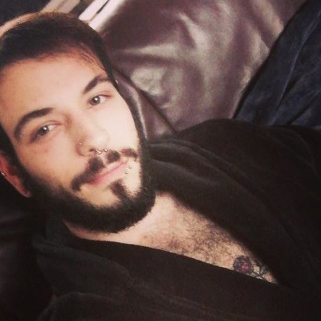 Adam denial ポルノスター 写真