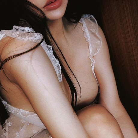 Oriental Tinkerbell HDポルノスター 写真