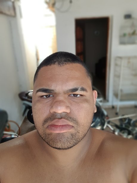 Patrick Baptista セクシーなポルノスター 写真