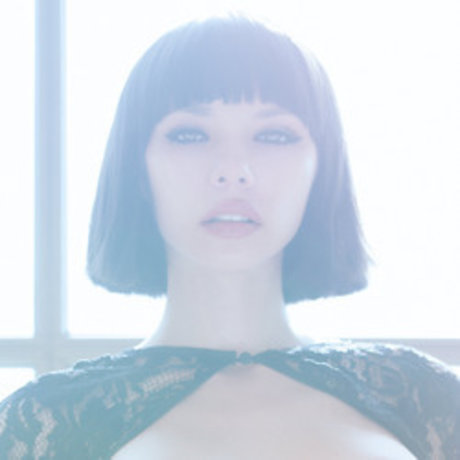 PAUL ARTEMIS London ポルノモデル 写真