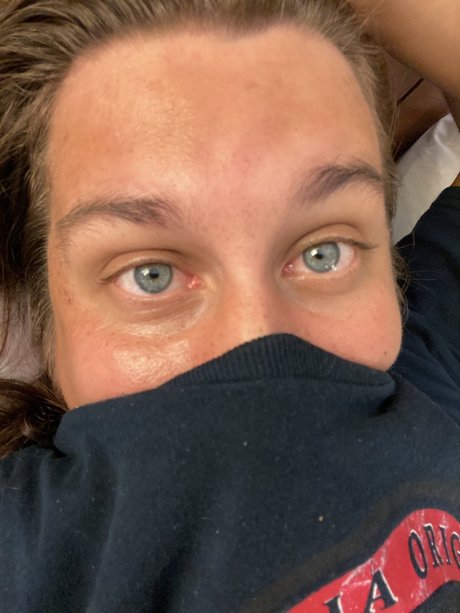 フェラチオ自撮りオンリーファンズ セクシーヌード 写真