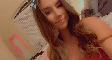 Daniiii ホットモデル 写真