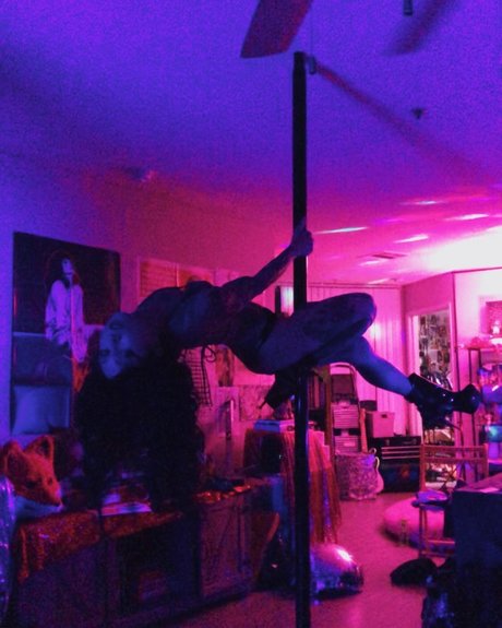 Danica Darling アダルトモデル 写真