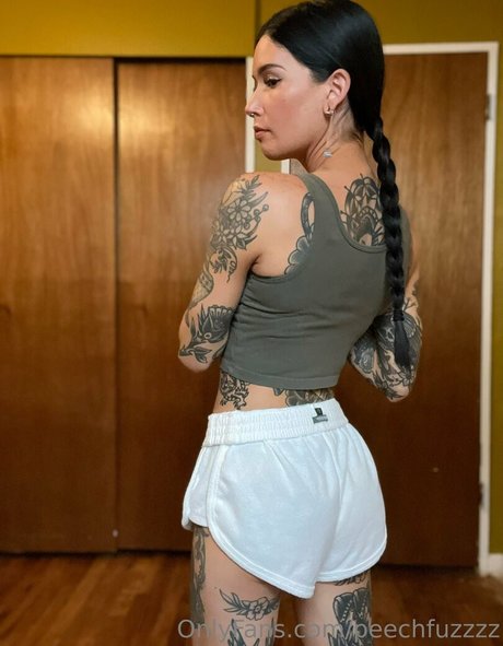 赤毛の熟女オンリーファンズ ホットポルノ 写真