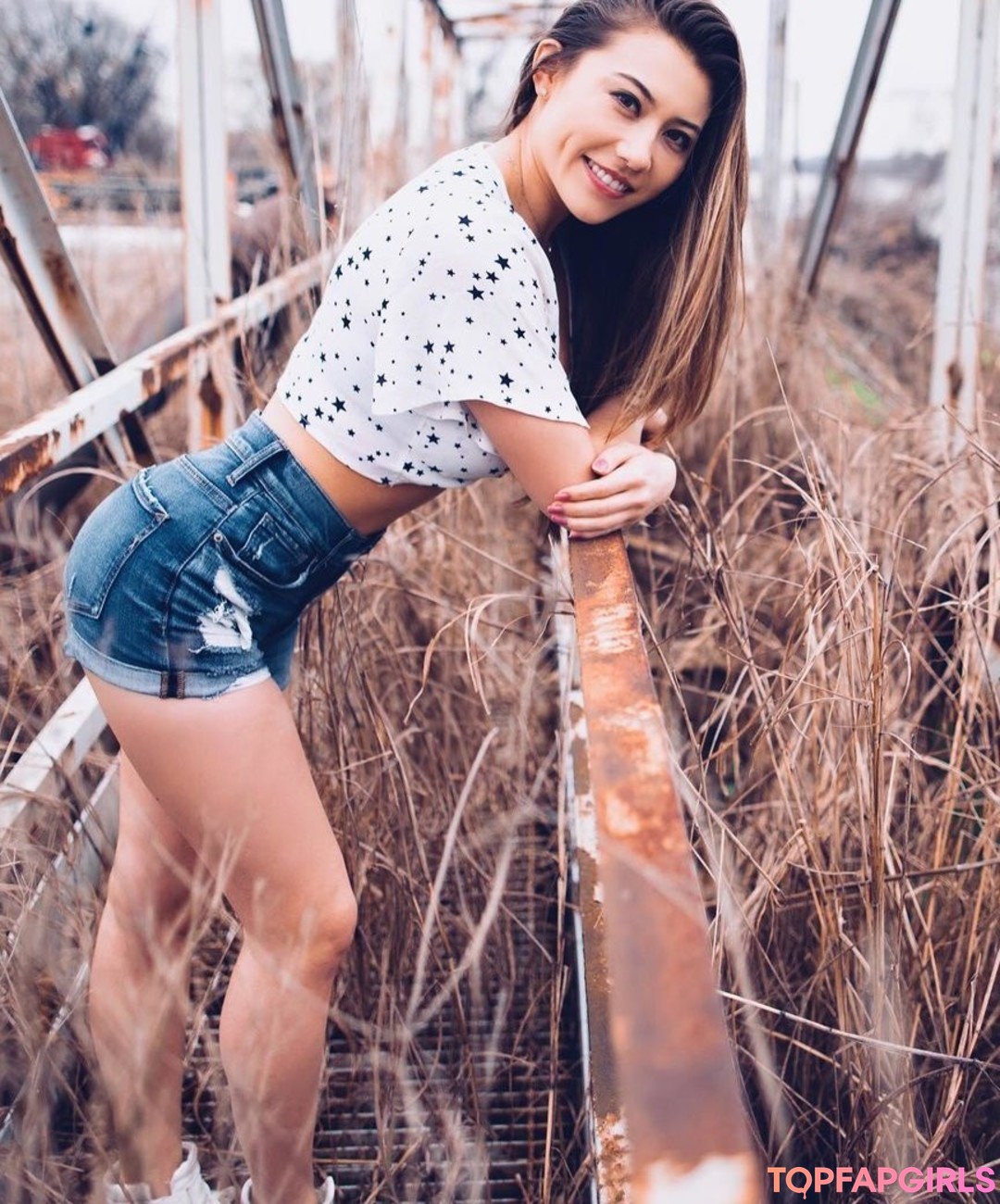 Sasha Emiri 完璧なモデル 写真