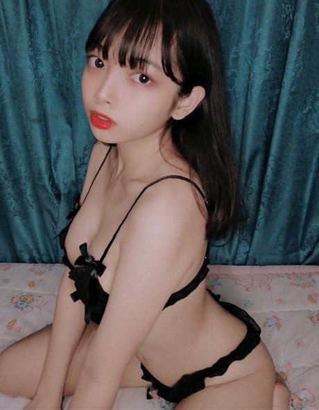 黒いお尻のオンリーファンズ 美しい裸 写真
