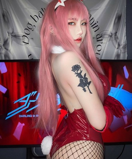 Naughty Rabbit xxxスター 写真