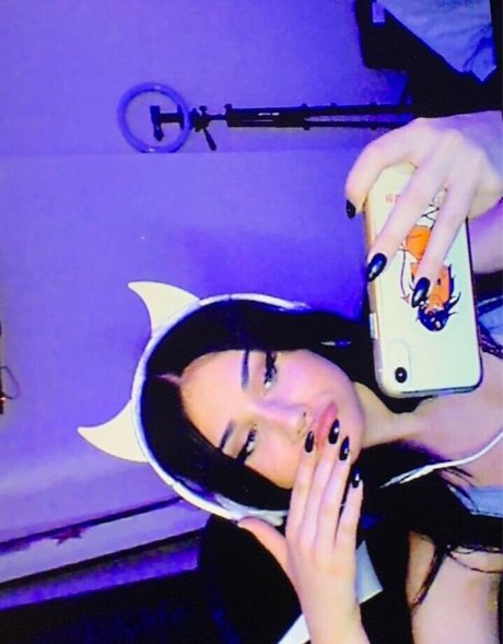 wspghost エロティック女優 写真