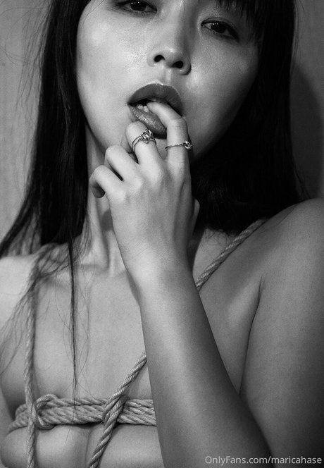 美しいアジアのオンリーファンズ 無料ヌード 写真