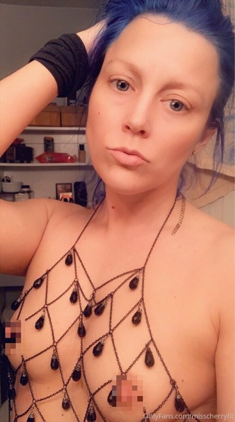 misscherryfit ポルノスター 無料 写真