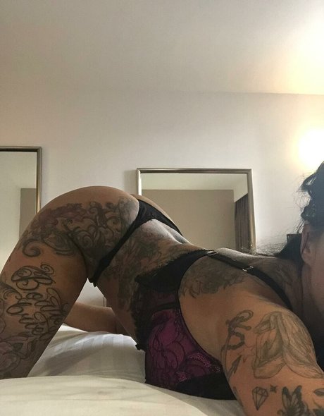 巨乳ディープスロートオンリーファンズ 美しい 写真