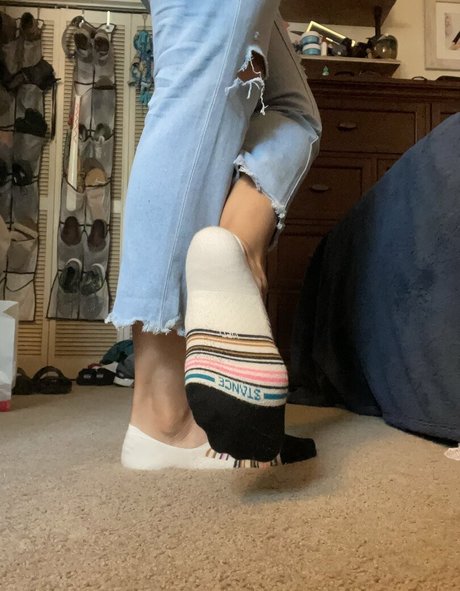 thebarefootcutie アダルト女優 ギャラリー