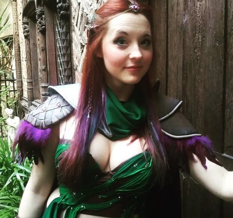 Aureylian アートモデル 写真