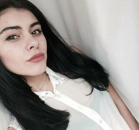 lindamisty 完璧なポルノスター アーカイブ