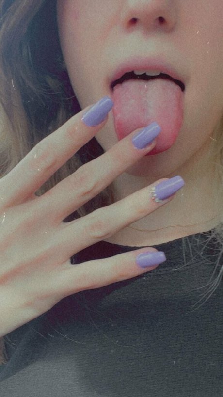 nakedella セックスモデル 写真