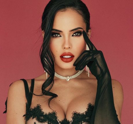 グローリーホール妻オンリーファンズ ホットxxx 写真