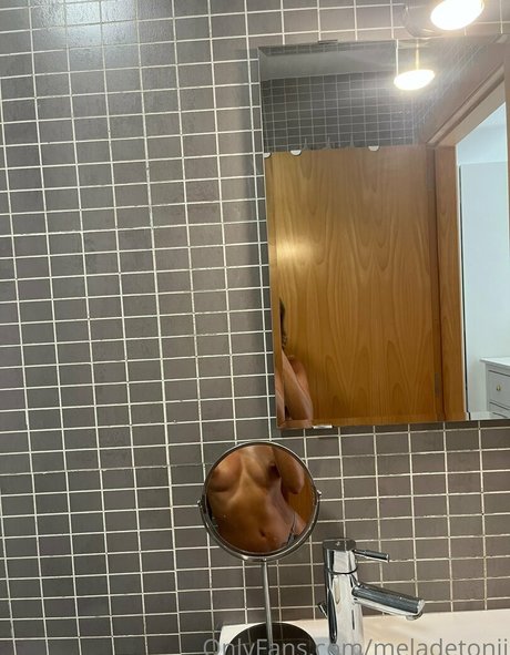 poliamorosaa セクシーなスター 写真