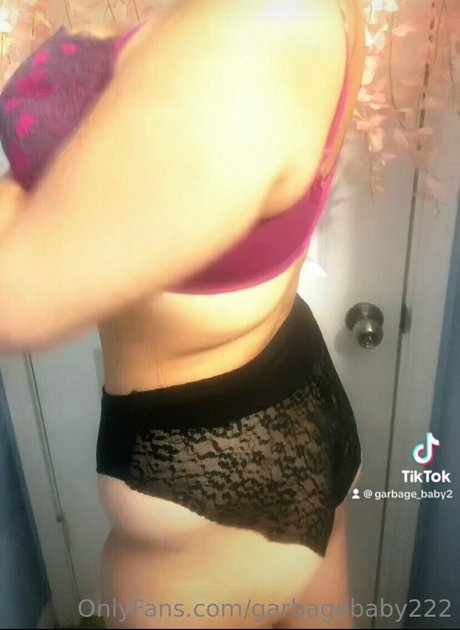 背の高い熟女オンリーファンズ ホット裸 写真