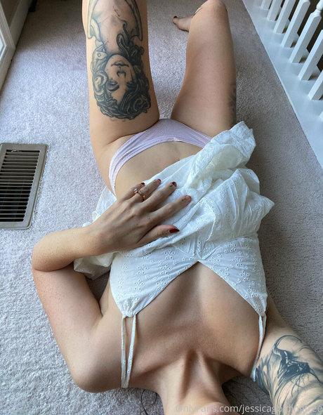 jessicagoldingfree ヌードモデル 画像