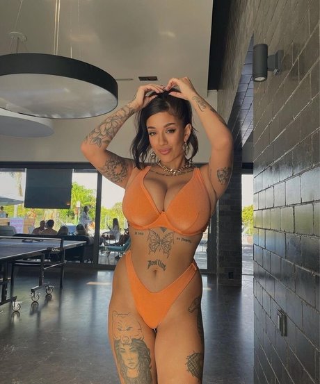 熟女潮吹きオンリーファンズ 無料 写真