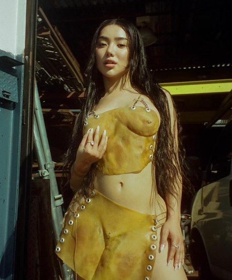 Nikita Dragun セックススター 写真