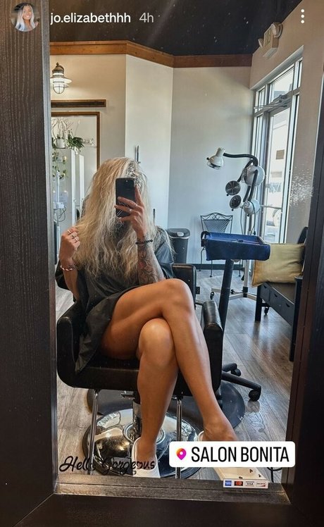 女神オンリーファン 美しい裸 写真