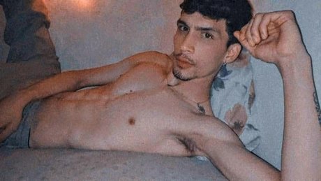 DENCIS TORRES かわいいモデル 写真
