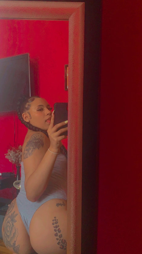 BADDIEBADDIE セックスポルノスター ギャラリー