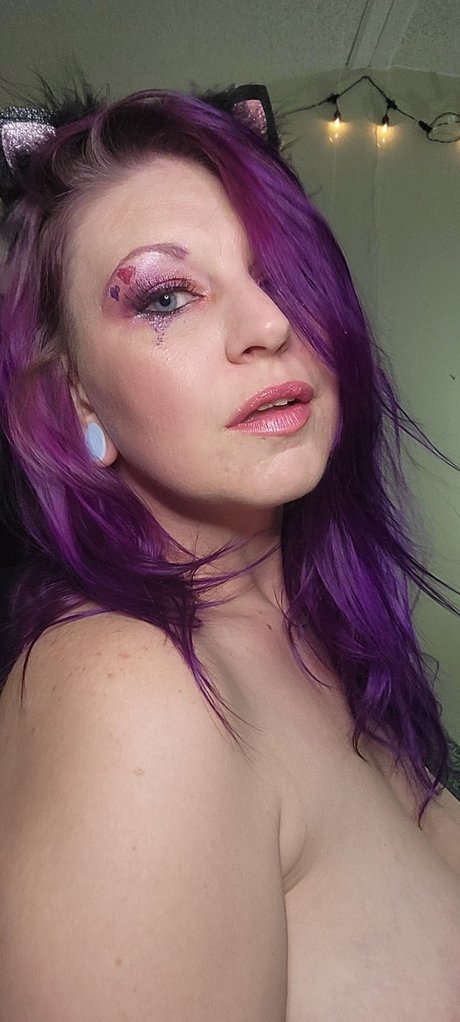 Purple Smokes アートスター 写真