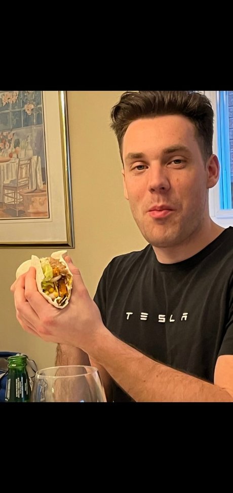 グローリーホール妻オンリーファンズ 美しいポルノ 写真