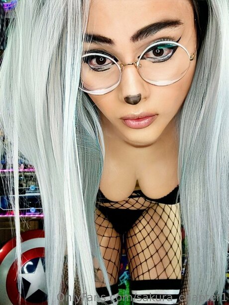 Waifu Karen Sakura エロティックなスター ギャラリー