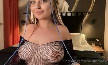 lerabigbabyass エロティックなポルノスター 写真