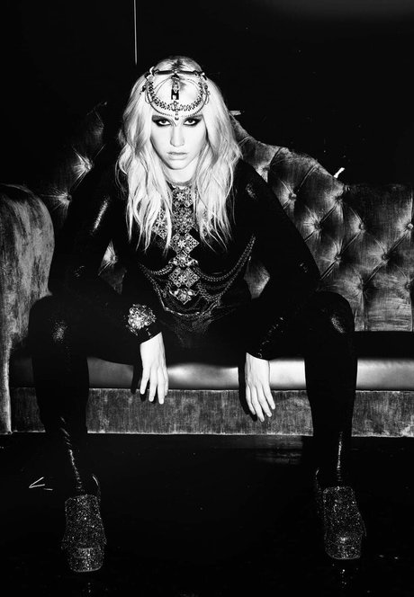 アマチュア熟女オンリーファンズ ヌード 写真