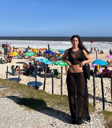 セクシーなラテン系オンリーファンズ 美しい裸 写真