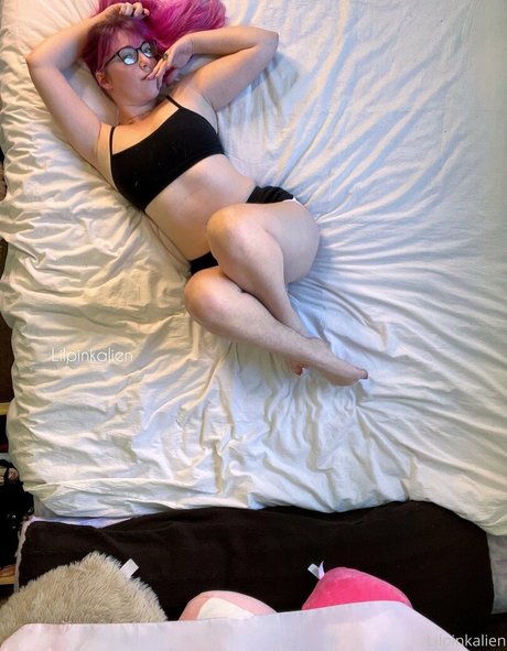 アジア人マッサージ オンリーファンズ ホット裸 写真