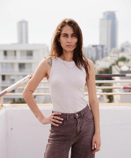 Emma Goldberg ポルノスター 画像