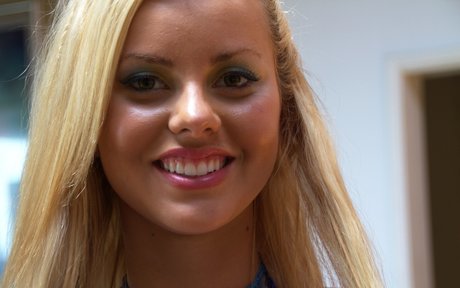 Jessie Rogers アダルトモデル 写真