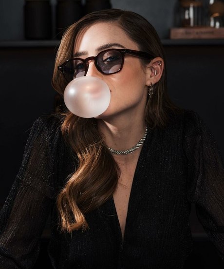 Effy Palarya ポルノスター セックス ギャラリー