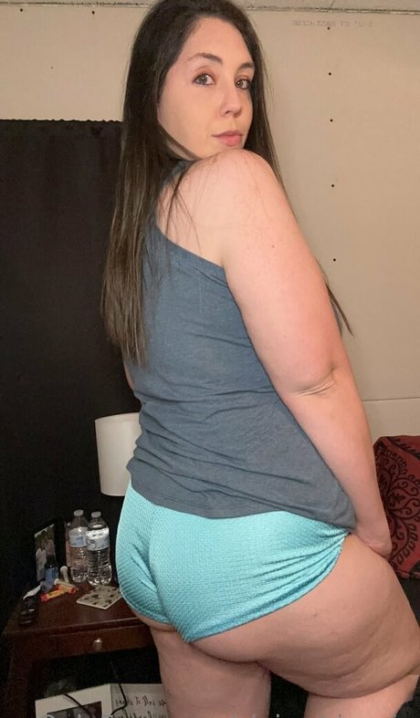 熟女のおっぱいオンリーファンズ ホットxxx 写真