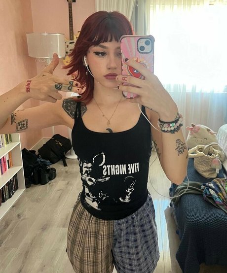 Kailee Morgue ポルノスター ヌード 画像