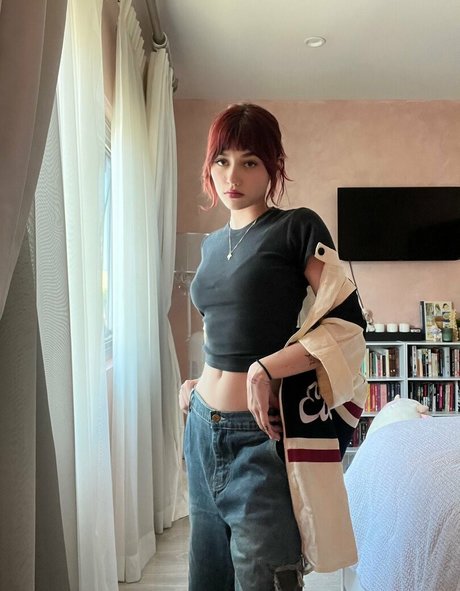Kailee Morgue 限定スター ギャラリー