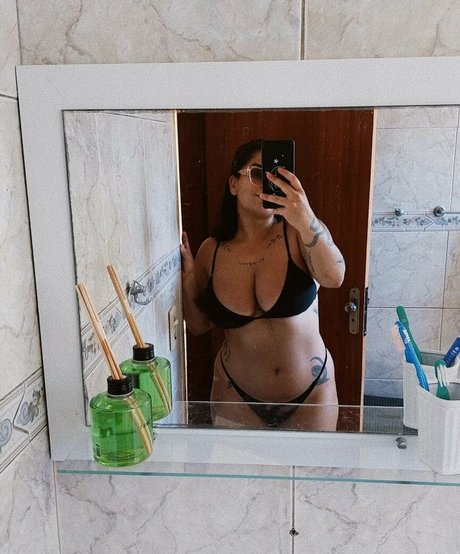 ネイティブオンリーファンズ アート裸 画像