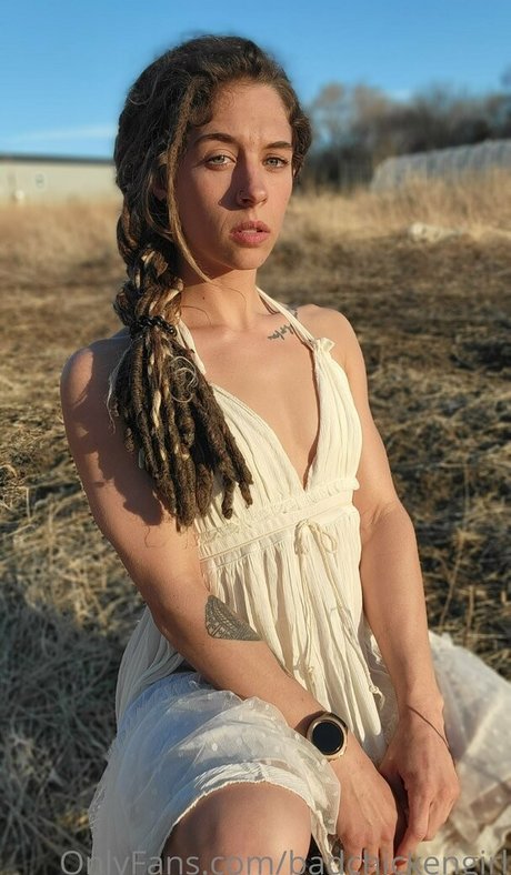 BadChickenGirl ポルノスター 裸 写真