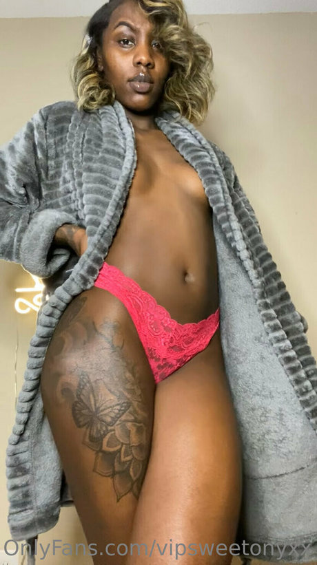 vipsweetonyxx セックスモデル 写真