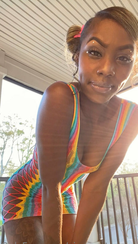 vipsweetonyxx エロティックなモデル ギャラリー