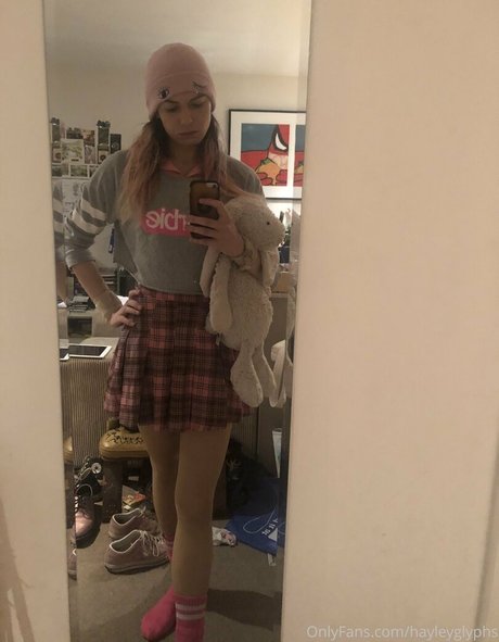 chippiechipsbimbo top profile image