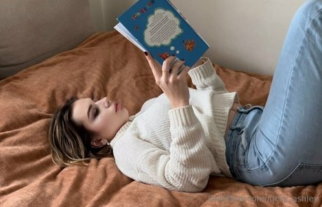 lucky ashley 独占スター 写真