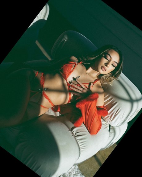 Sara Sheehan セックスモデル ギャラリー